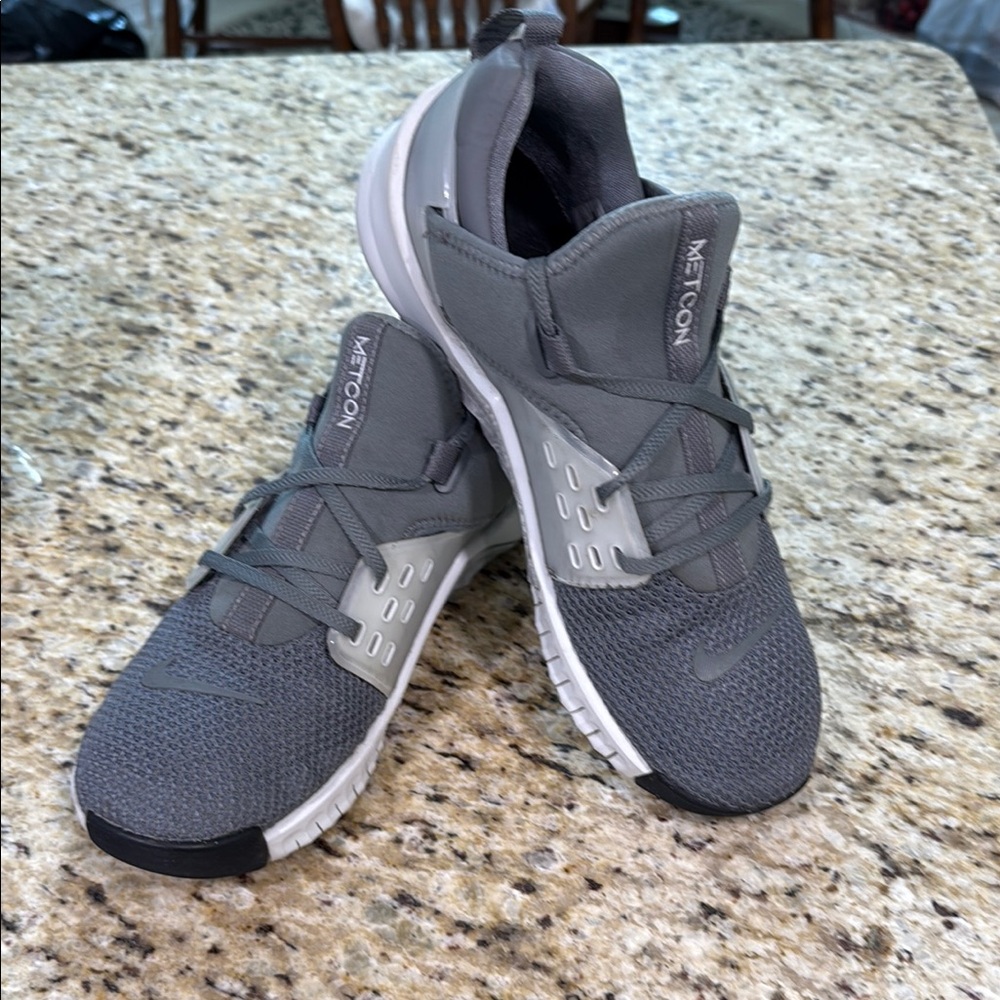 Nike Free Metcon 2 Cool Pure Platinum Sneakers Tennis Shoes 9.5